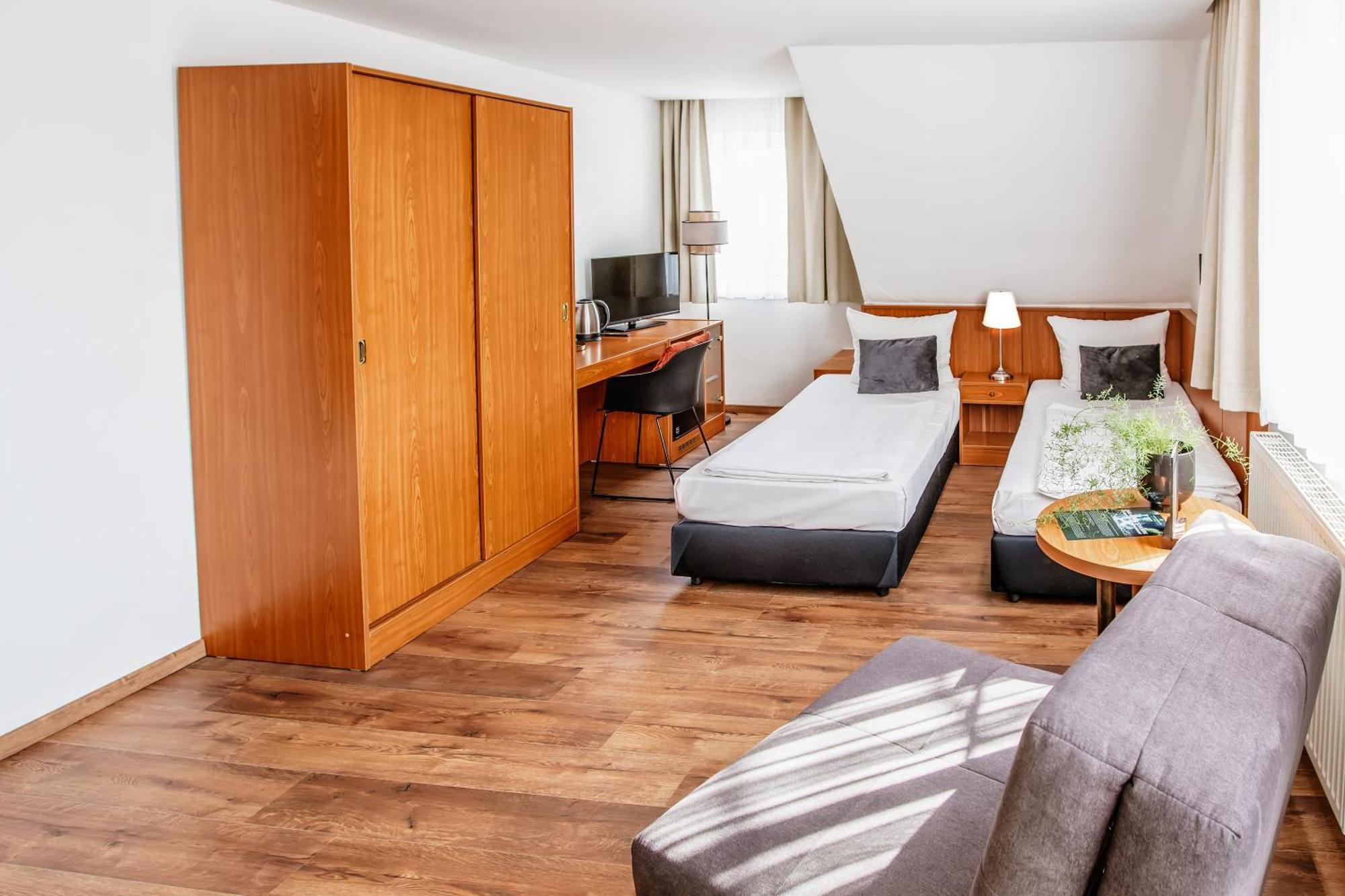 Hotel Und Restaurant Gartenstadt Эрфурт Экстерьер фото
