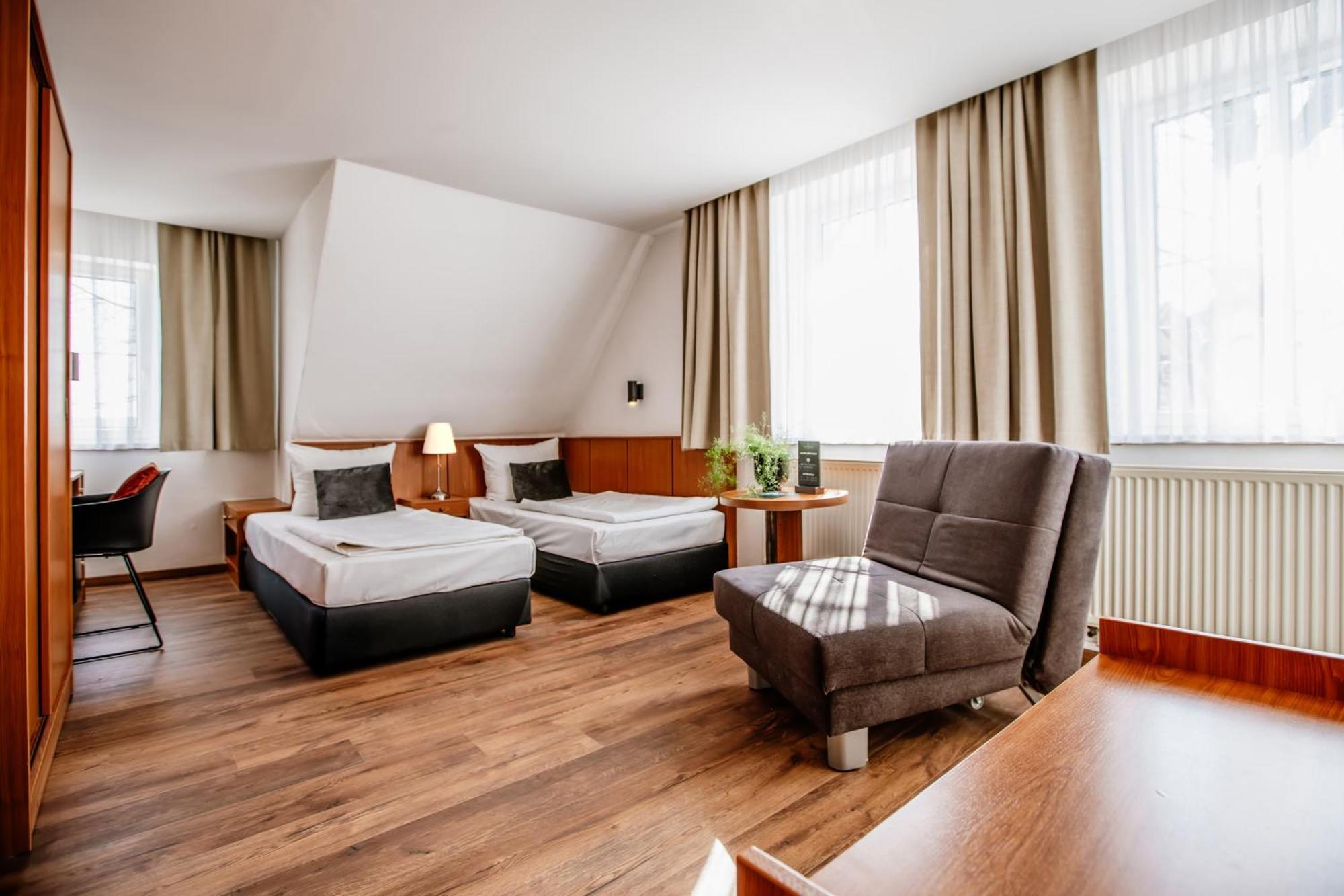 Hotel Und Restaurant Gartenstadt Эрфурт Экстерьер фото